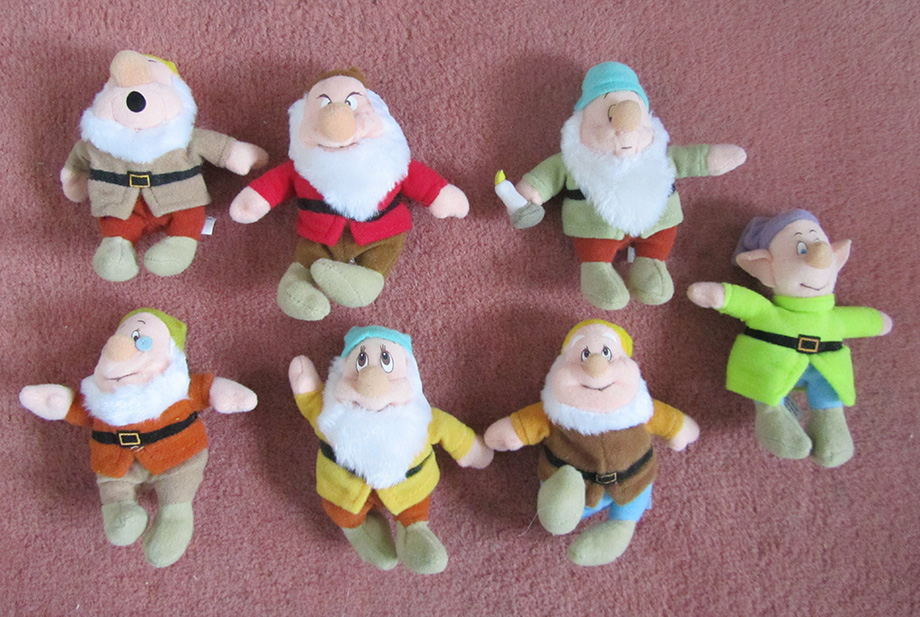 7 dwarfs mcdonalds toys